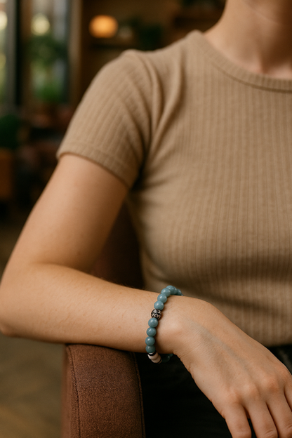 Bracelet en Aigue Marine et Howlite