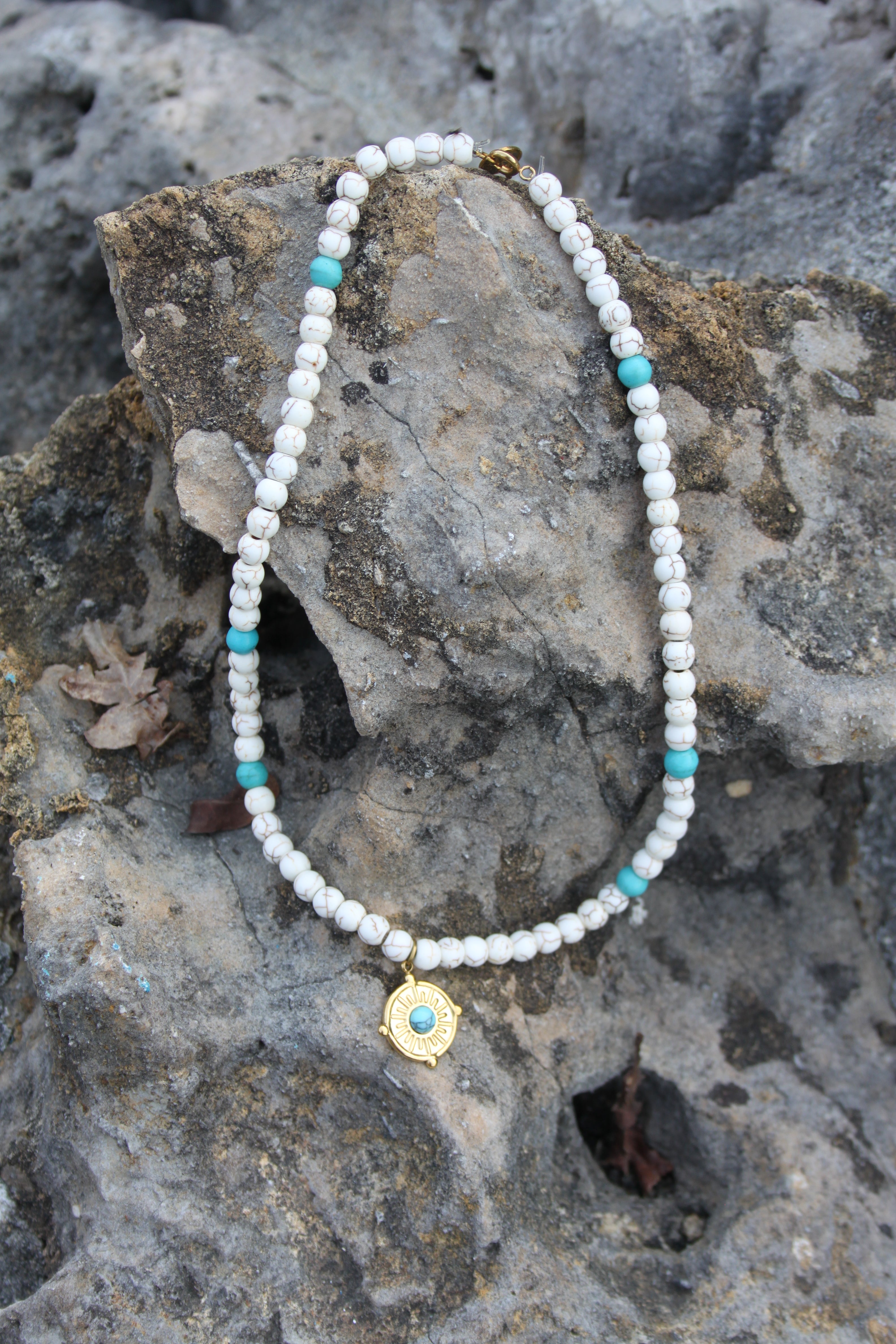 Bracelets-bijou-lithothérapie-pau-pierres naturelles-couleur-bijou pau- bijou acier inoxydable- tiktok bijou-instagram bijou-

tous les bracelets-pau-femme-paumaville-bearn-bracelet pau-lithothérapie pau- colliers tendance-colliers pau-boutique bijoux pau pau collier tendance pas chère acier inoxydable lithotherapie instagram tiktok pau ma ville bijou bijoux - unisexe colier
