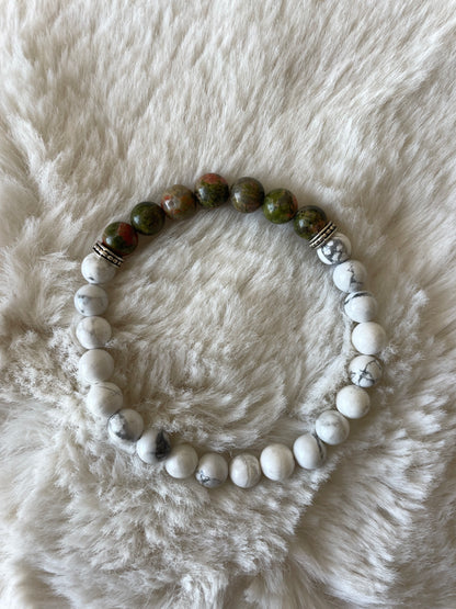 Bracelet en Howlite et jaspe unakite