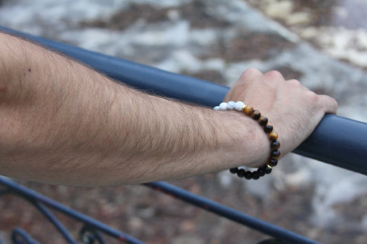 Bracelet en Howlite , agate noire et oeil de tigre